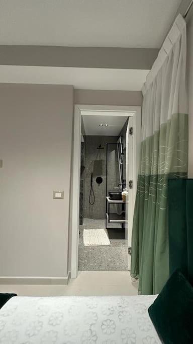 Host Apartament Elio Tirana Exterior photo